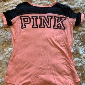vs pink t shirt